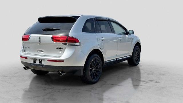 2013 Lincoln MKX Base