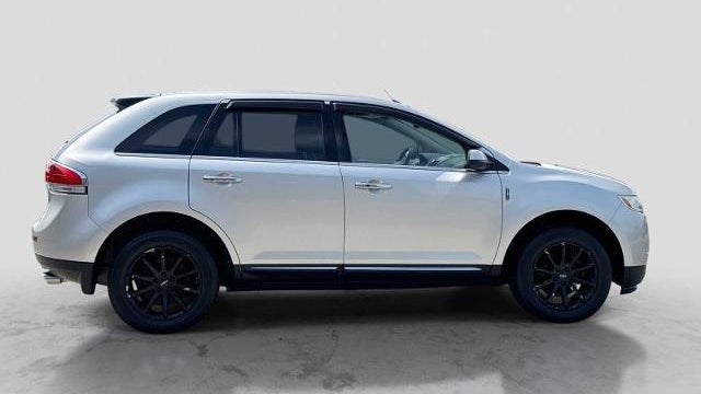 2013 Lincoln MKX Base
