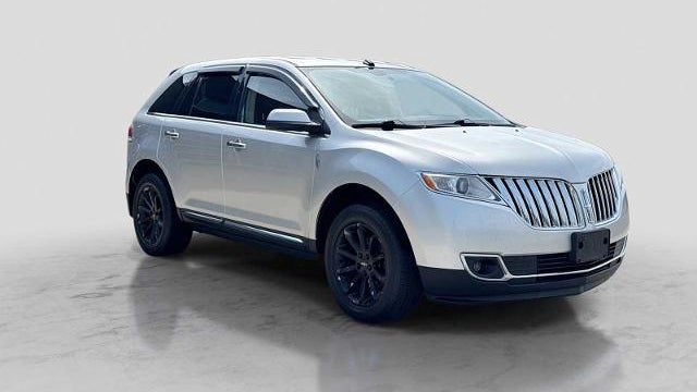 2013 Lincoln MKX Base