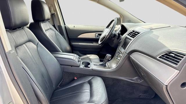 2013 Lincoln MKX Base