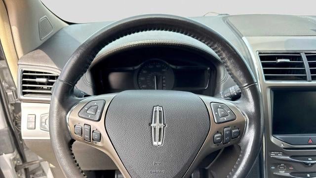 2013 Lincoln MKX Base
