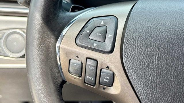 2013 Lincoln MKX Base