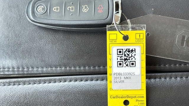 2013 Lincoln MKX Base