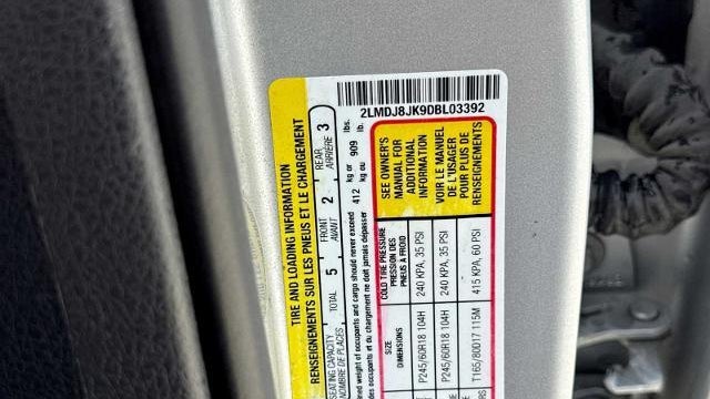 2013 Lincoln MKX Base