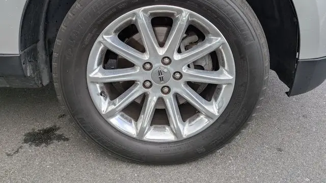 2014 Lincoln MKX Base