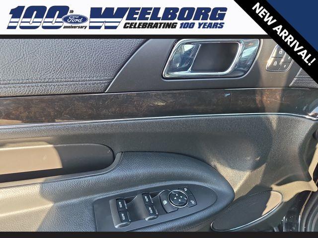 2015 Lincoln MKT - $12,895