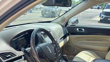 2018 Lincoln MKT Reserve