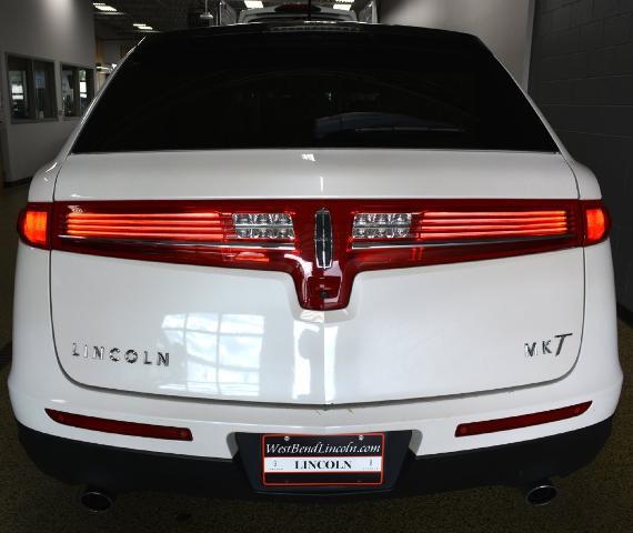 2019 Lincoln MKT - $17,595