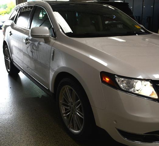 2019 Lincoln MKT - $17,595