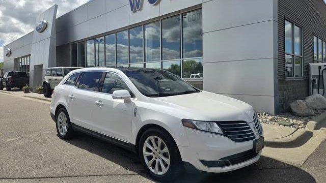 Preowned 2017 Lincoln MKT Elite for Sale