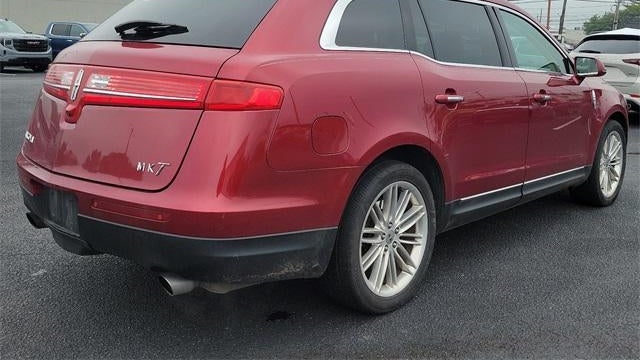 2018 Lincoln MKT Reserve