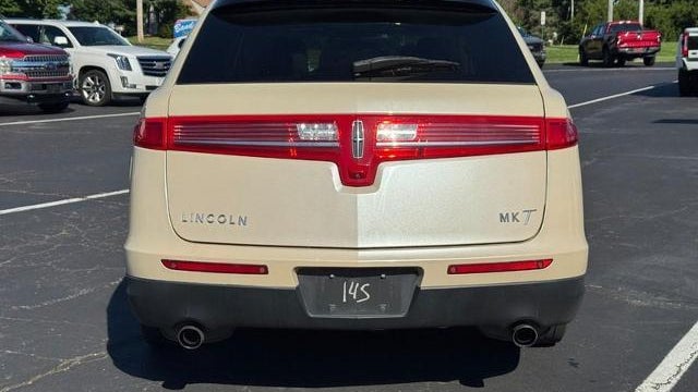 2018 Lincoln MKT Reserve