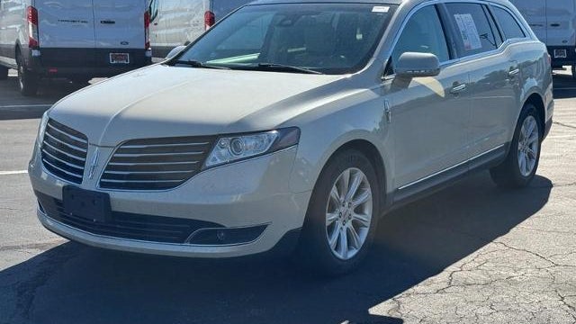 2018 Lincoln MKT Reserve