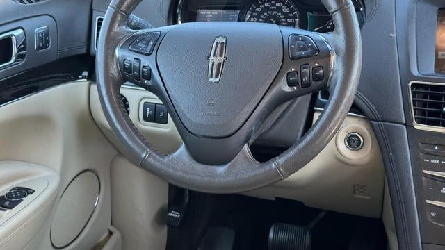 2018 Lincoln MKT Reserve