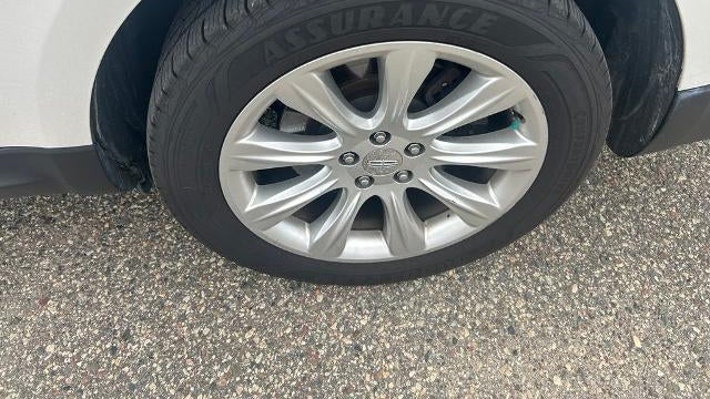 2019 Lincoln MKT Base