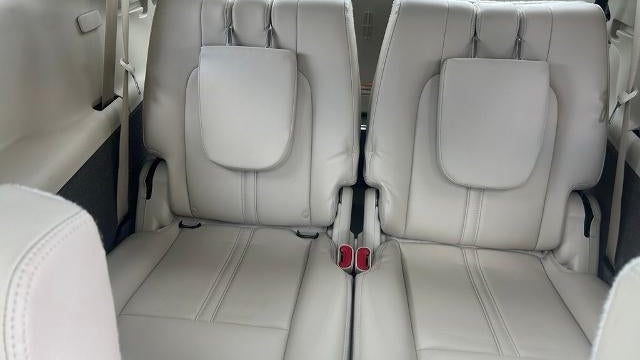 2019 Lincoln MKT Base