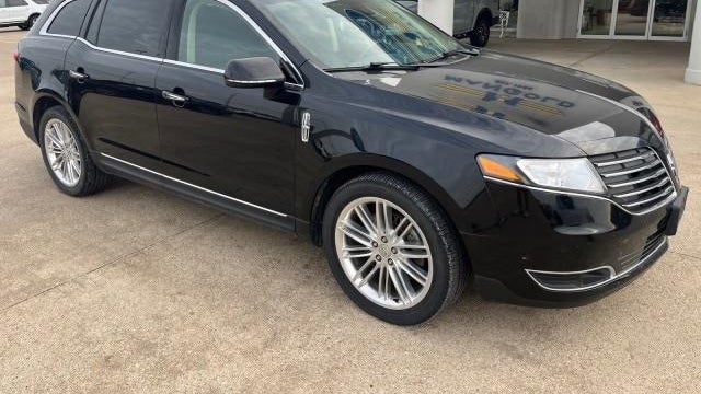 2019 Lincoln MKT Base