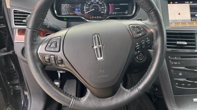 2019 Lincoln MKT Base