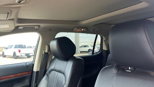 2019 Lincoln MKT Base