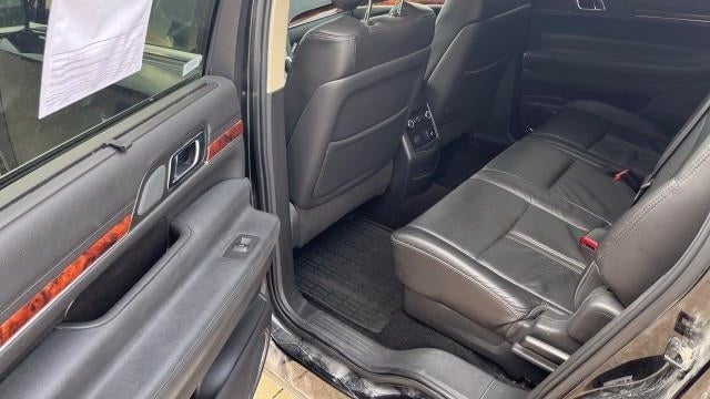 2019 Lincoln MKT Base