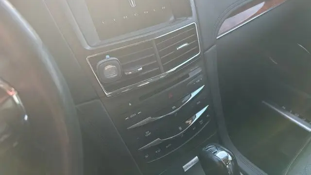 2018 Lincoln MKT Reserve
