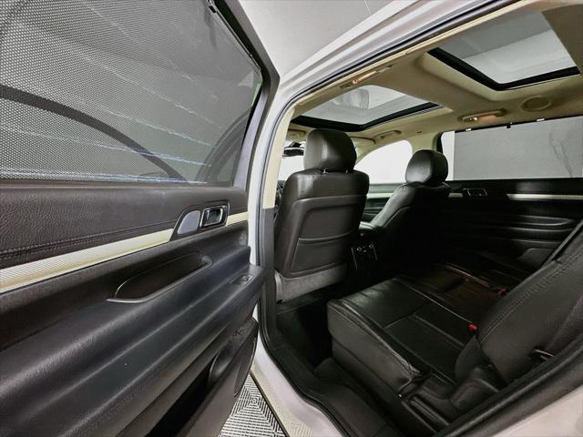 2014 Lincoln MKT - $8,579