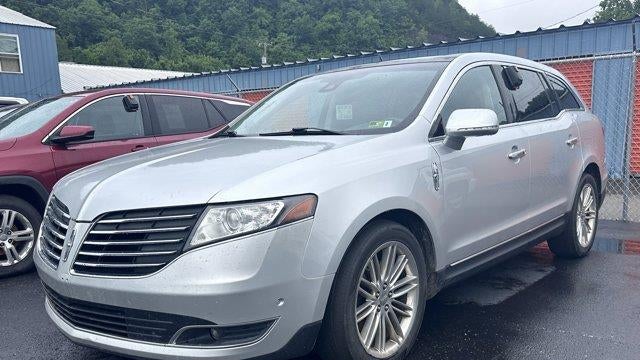 2019 Lincoln MKT Base