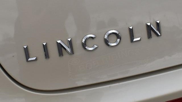 2018 Lincoln MKT Reserve