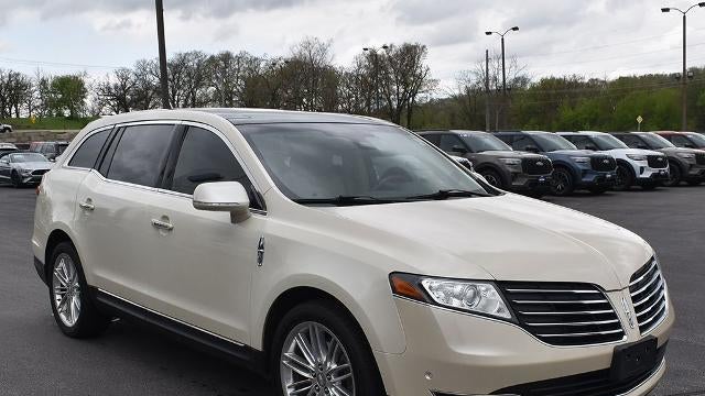 2018 Lincoln MKT Reserve