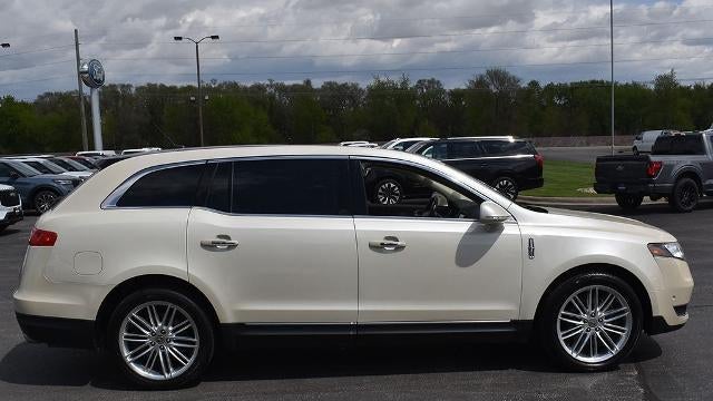 2018 Lincoln MKT Reserve