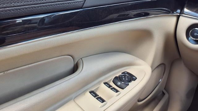 2019 Lincoln MKT Base