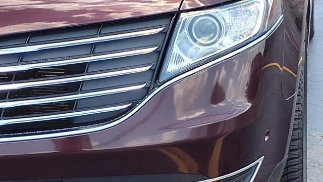 2019 Lincoln MKT Base