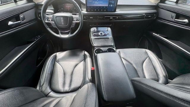 2022 Lincoln Nautilus Standard