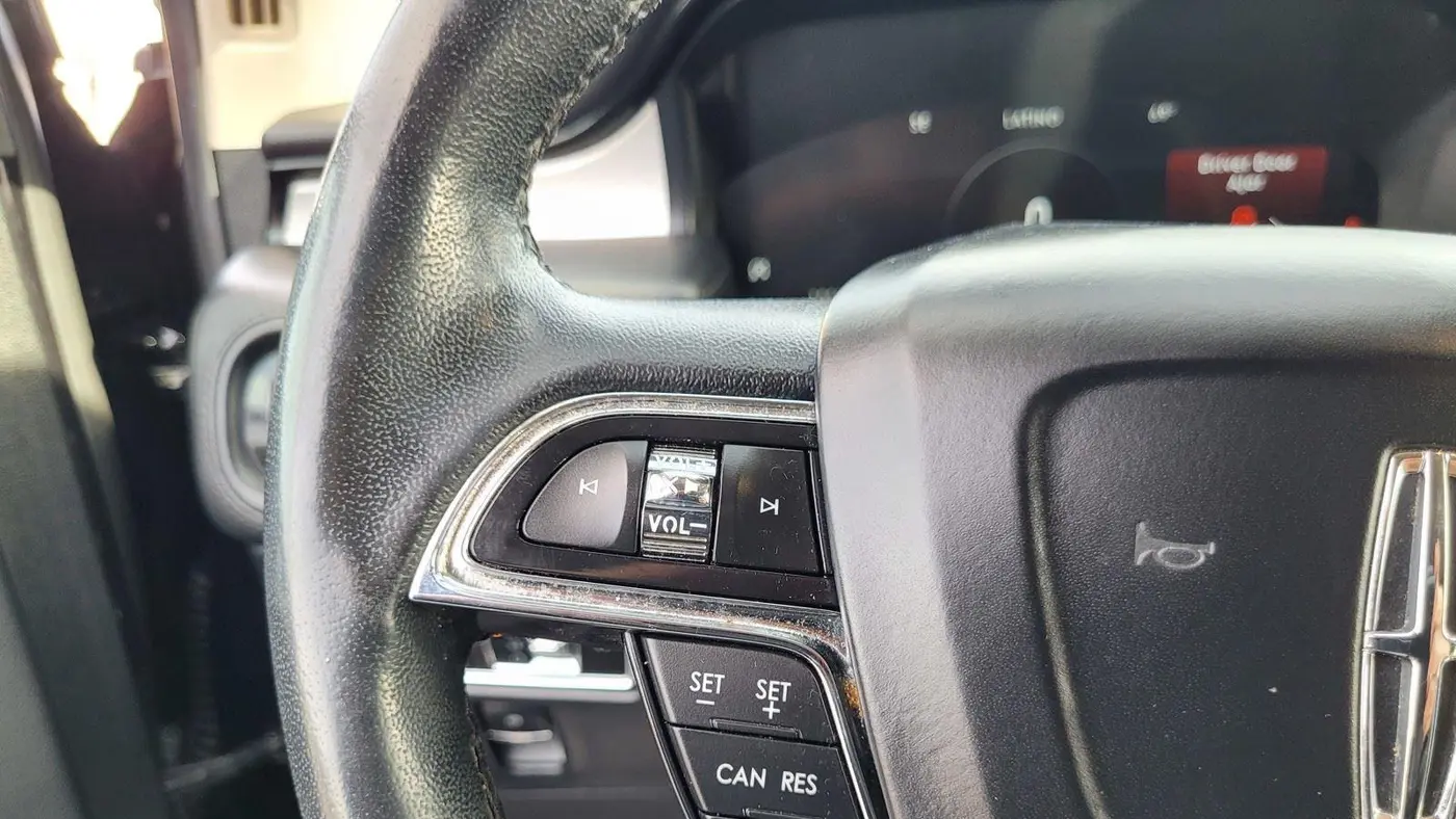 2023 Lincoln Nautilus Standard