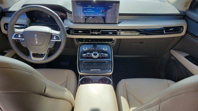 2023 Lincoln Nautilus Standard