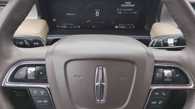 2023 Lincoln Nautilus Standard