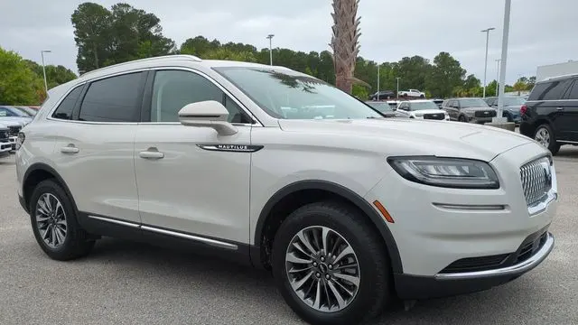 2023 Lincoln Nautilus Standard