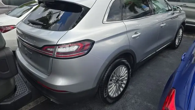 2019 Lincoln Nautilus Base