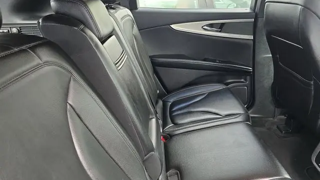 2019 Lincoln Nautilus Base