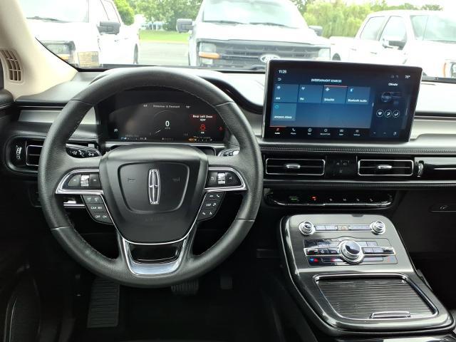 2022 Lincoln Nautilus - $26,500