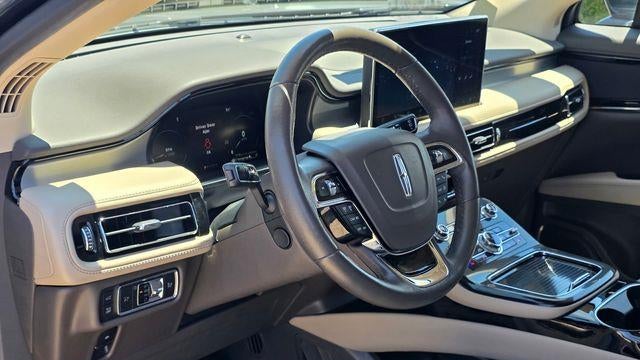 2022 Lincoln Nautilus Standard