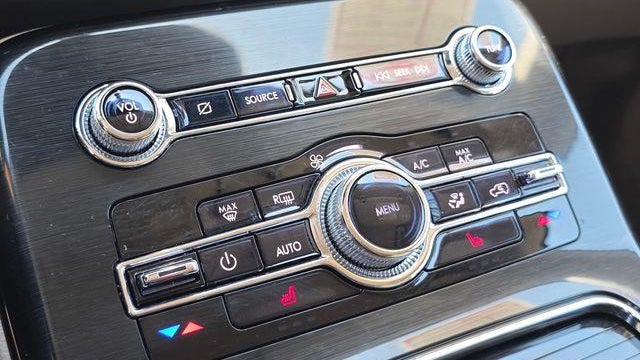 2022 Lincoln Nautilus Standard