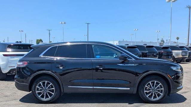 2022 Lincoln Nautilus Standard