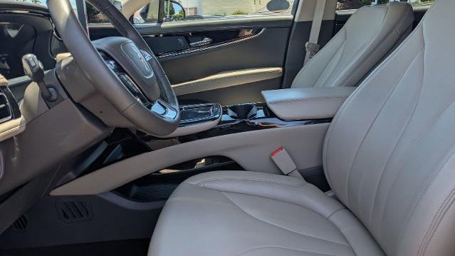 2022 Lincoln Nautilus Standard