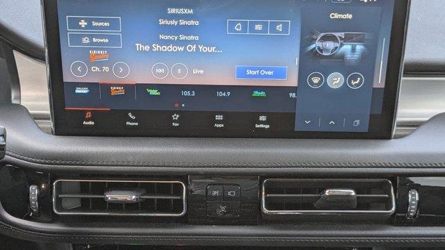 2023 Lincoln Nautilus Standard