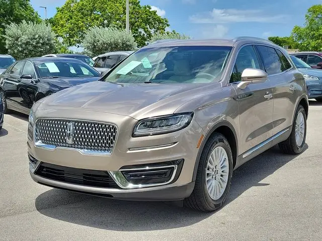 2019 Lincoln Nautilus - $19,990