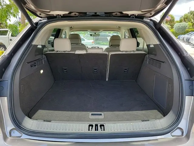 2019 Lincoln Nautilus - $19,990