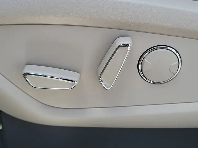 2019 Lincoln Nautilus - $19,990
