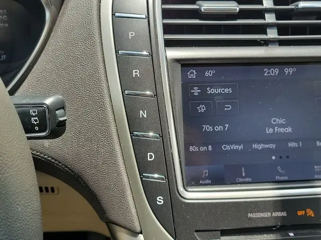 2019 Lincoln Nautilus - $19,990