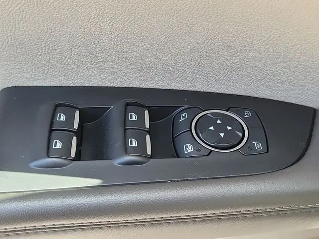 2019 Lincoln Nautilus - $19,990